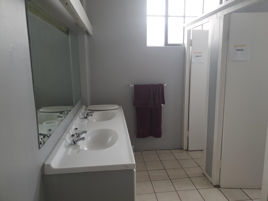 To Let Commercial Property for Rent in Salt River Western Cape